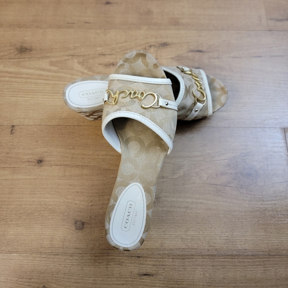 COACH Carissa Optic Art Khaki Platform Wedge Sandals - Picture 2 of 9